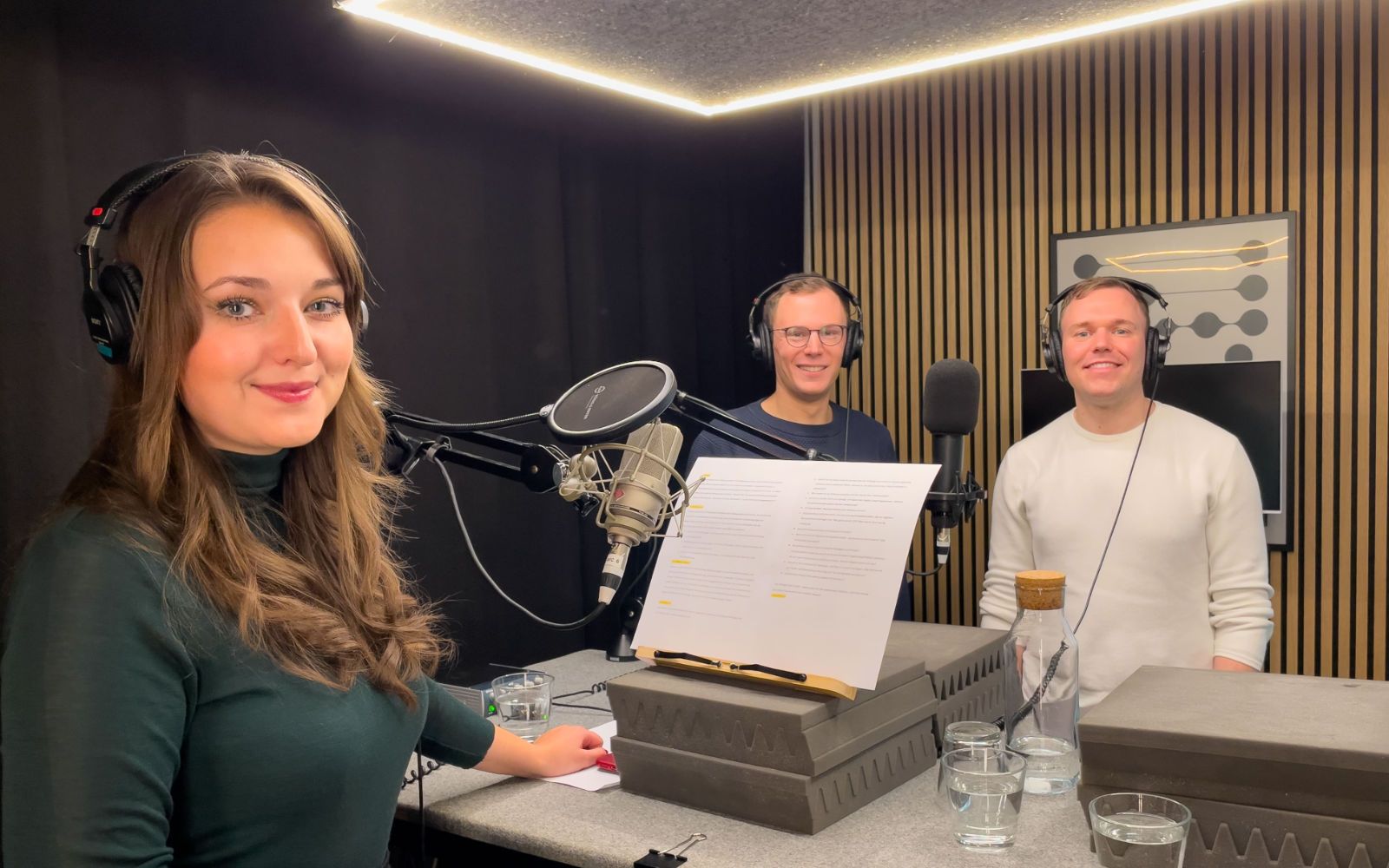 Jana Samsonova with Florian and Raphael in the studio.